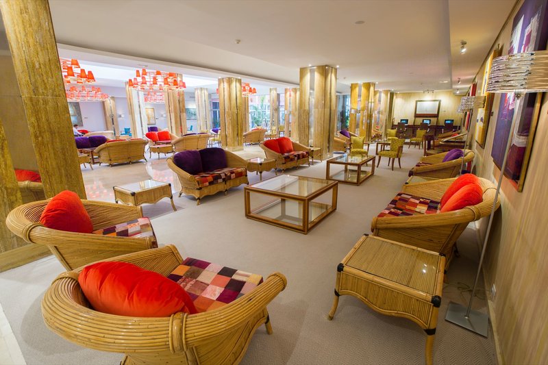 Bull Hotel Reina Isabel & Spa 15