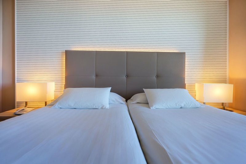 Bull Hotel Reina Isabel & Spa 16