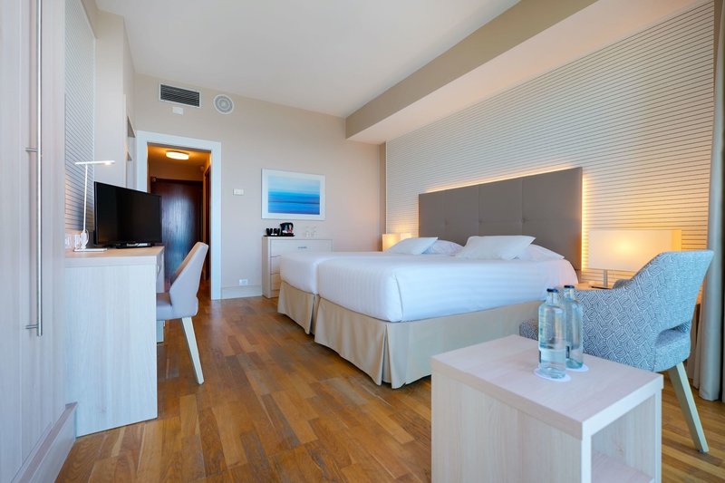 Bull Hotel Reina Isabel & Spa 17