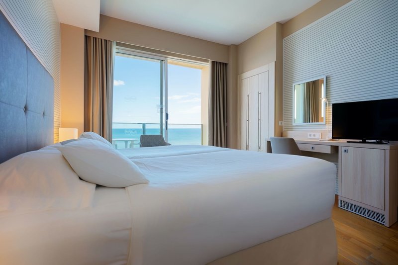 Bull Hotel Reina Isabel & Spa 19