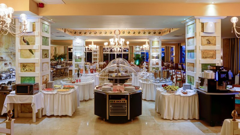 Bull Hotel Reina Isabel & Spa 24