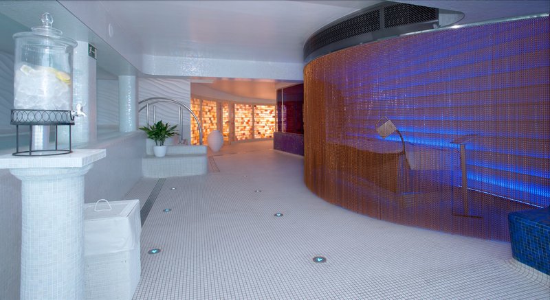 Bull Hotel Reina Isabel & Spa 28