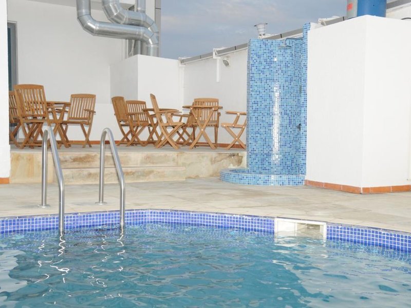 Fortis Hotel 7