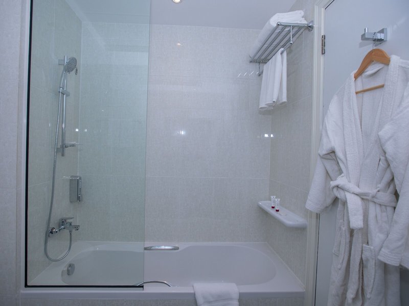 Fortis Hotel 30