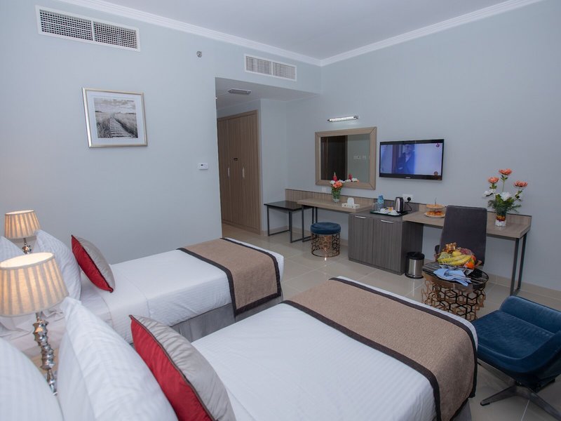 Fortis Hotel 32