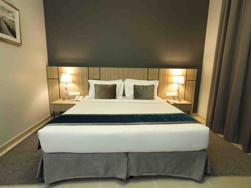 Fortis Hotel 36
