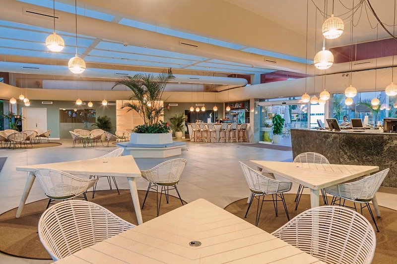 Suites & Villas by Dunas 14