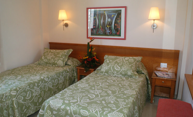 Apartamentos Oasis Sol 4