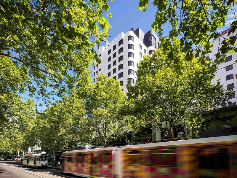 Pullman Melbourne City Centre 1