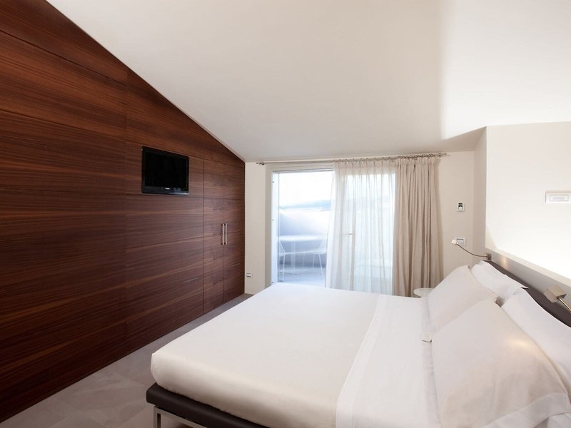 Nun Assisi Relais Spa Museum 14