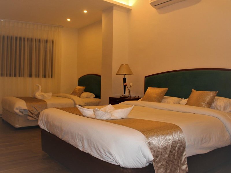 New Merryland Hotel 18