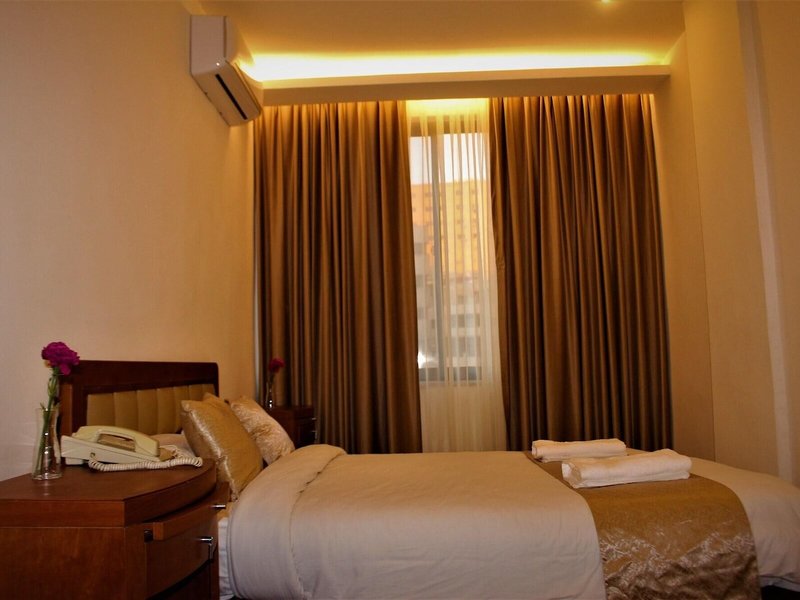 New Merryland Hotel 27