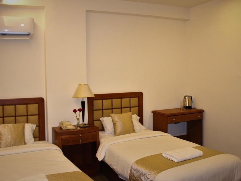 New Merryland Hotel 28