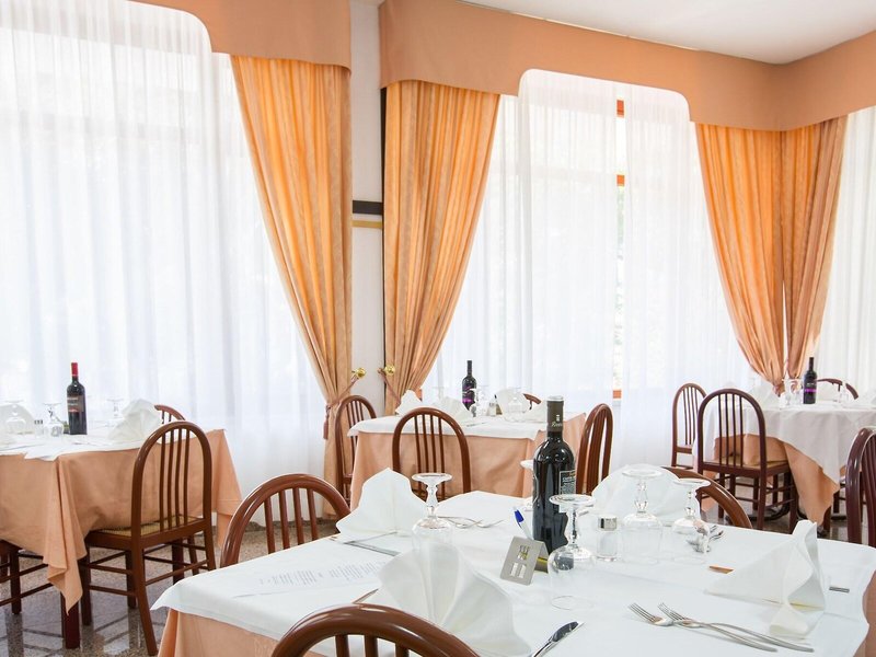 Hotel Mediterraneo 16 - Restaurant
