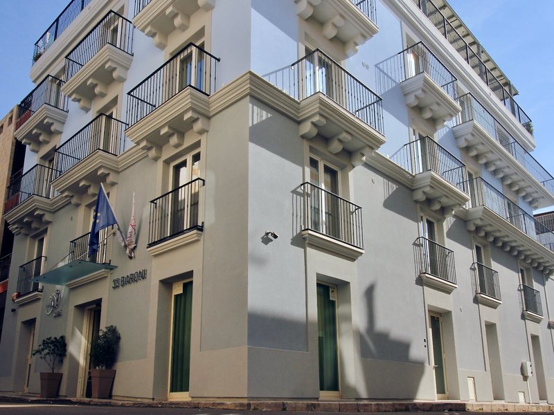 33 Baroni Hotel 2