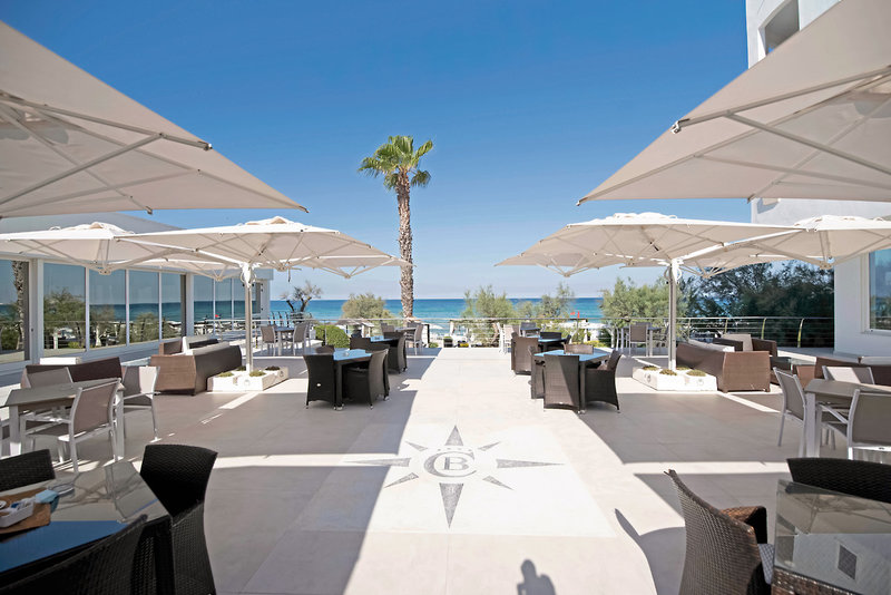 Grand Hotel Costa Brada 11