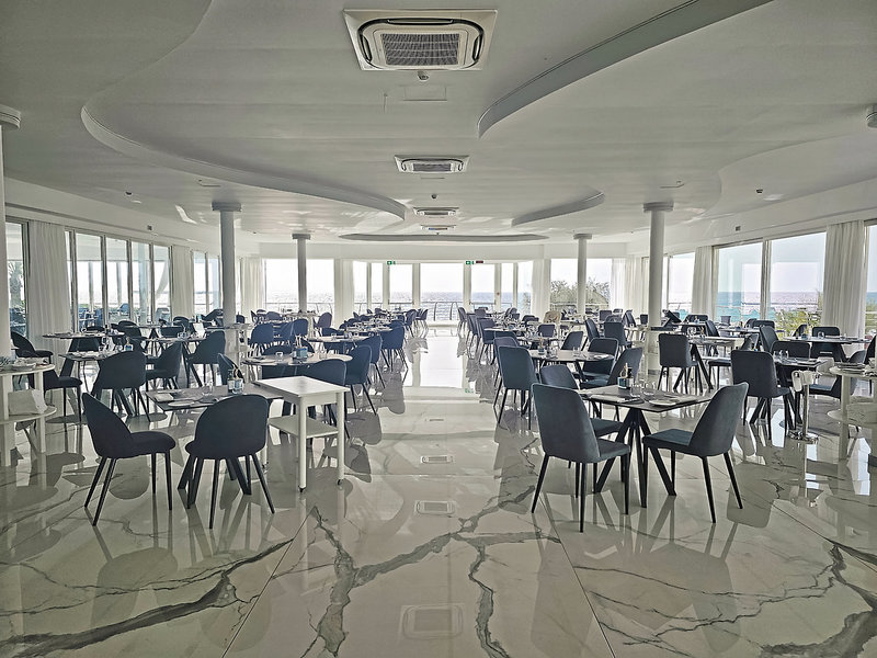 Grand Hotel Costa Brada 12