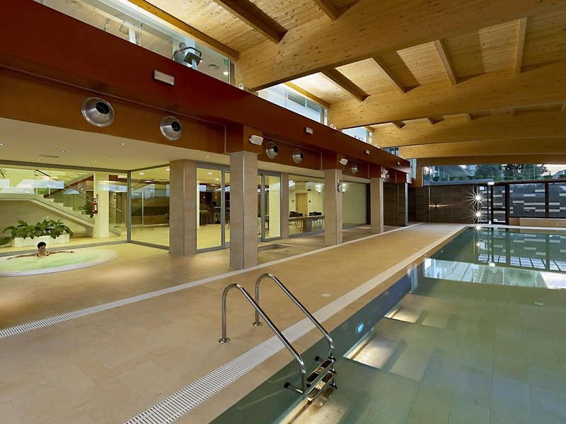 Eureka Palace Hotel Spa Resort 5