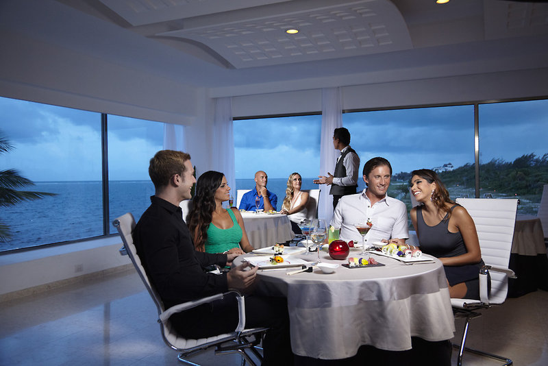 Desire Riviera Maya Pearl Resort 4