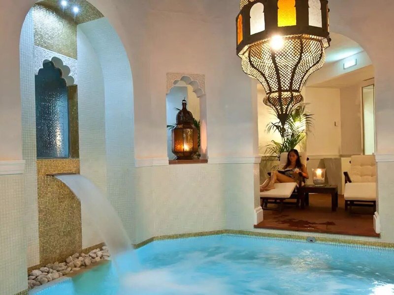 Nora Club Hotel 10