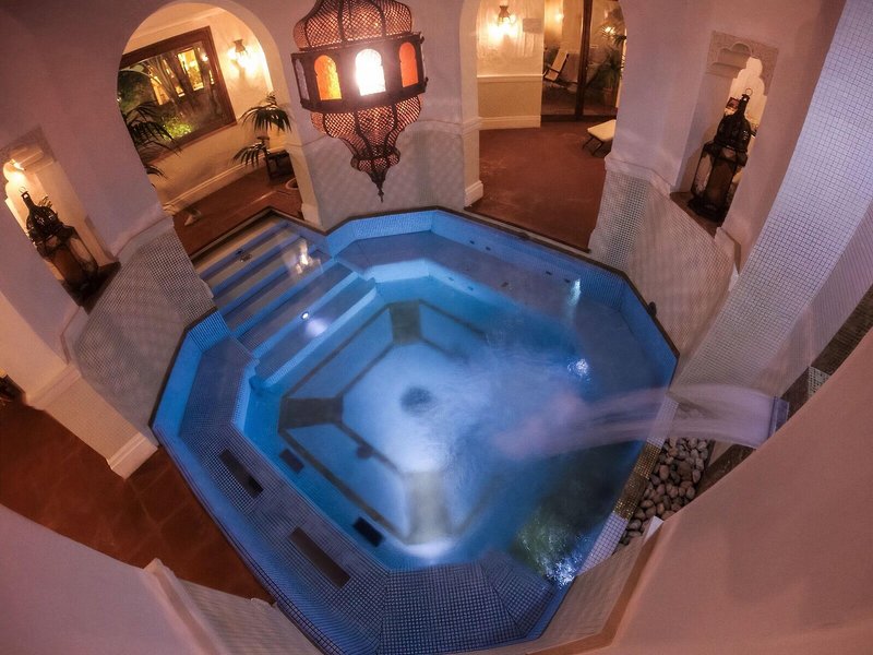 Nora Club Hotel 12