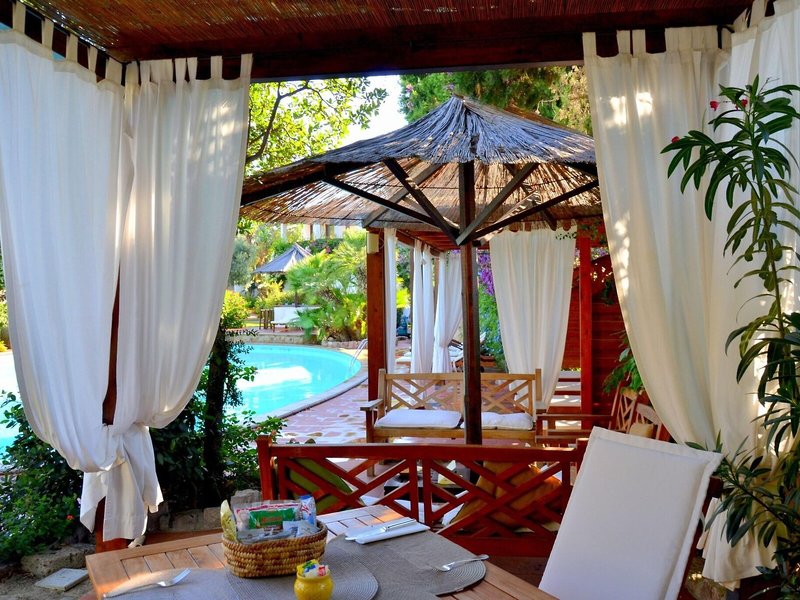 Nora Club Hotel 31