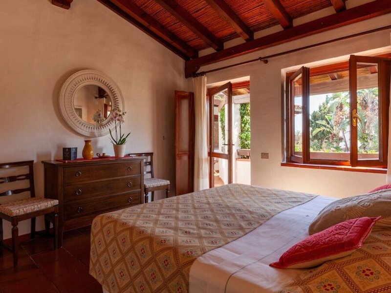 Nora Club Hotel 46