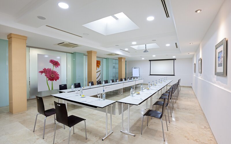 Occidental Margaritas  41