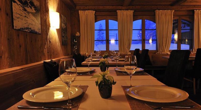 Hotel Des Alpes by Bruno Kernen 5