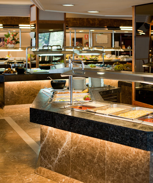 Beverly Park 13 - Restaurant