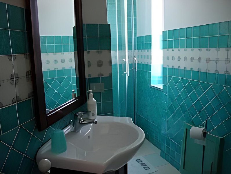 B&B Ciro s House 5 - Bathroom Example