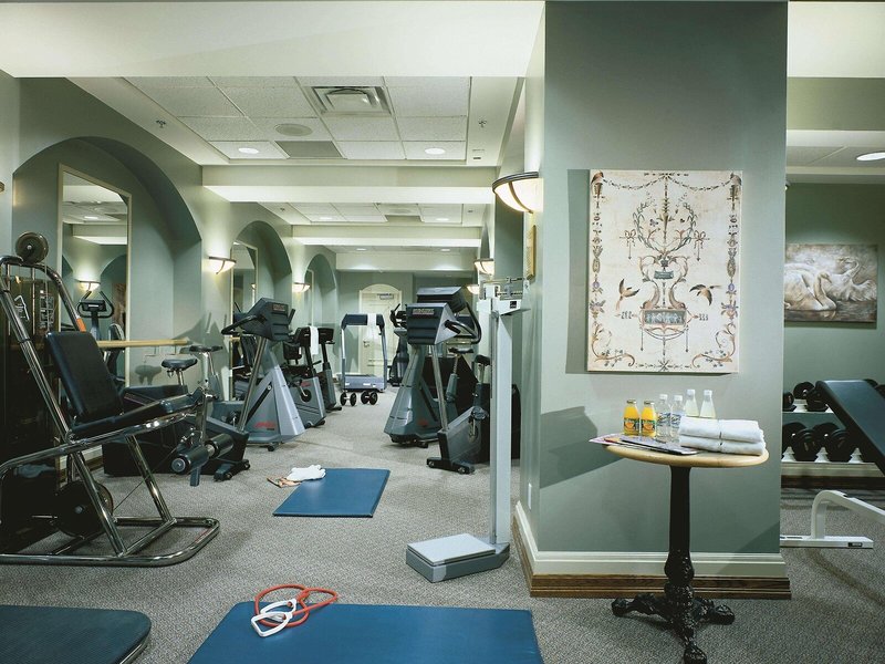 Fairmont Palliser 32