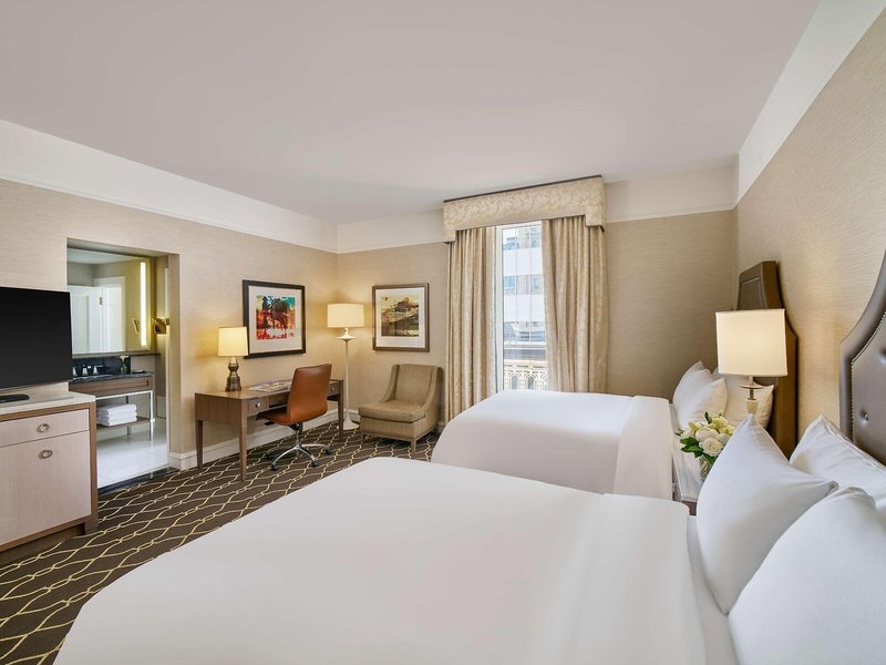 Fairmont Palliser 42