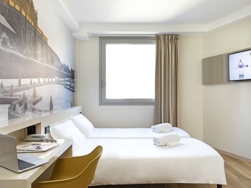 B&B HOTEL Torino 18
