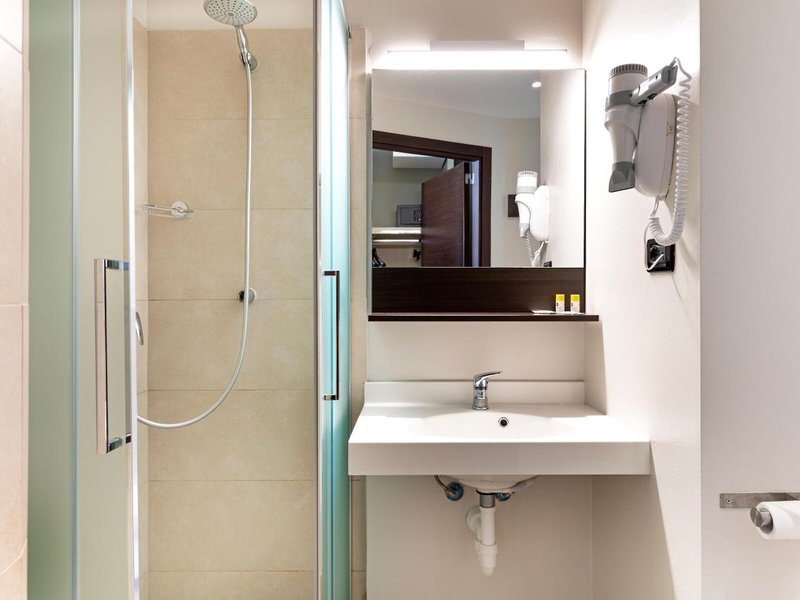B&B HOTEL Torino 34