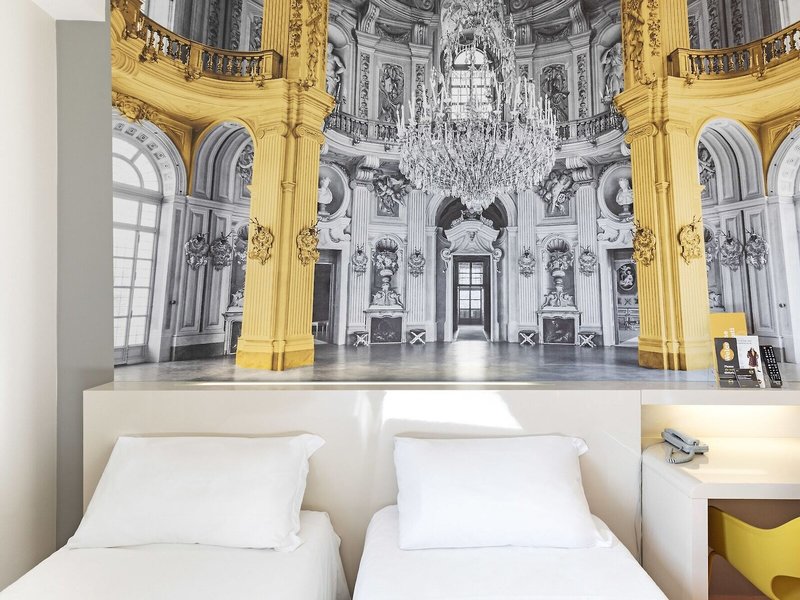 B&B HOTEL Torino 35