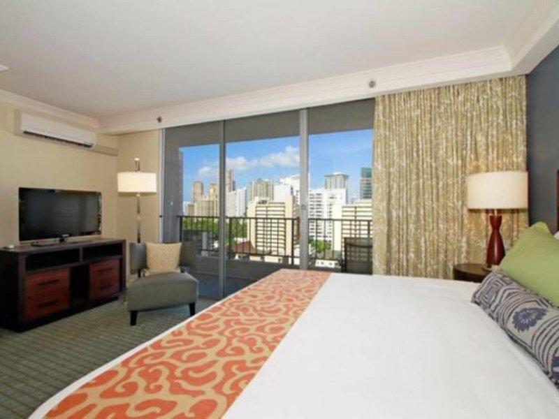 Club Wyndham Royal Garden at Waikiki 3