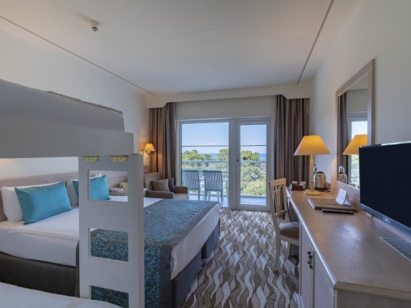 Fun & Sun Miarosa Ghazal Resort 21