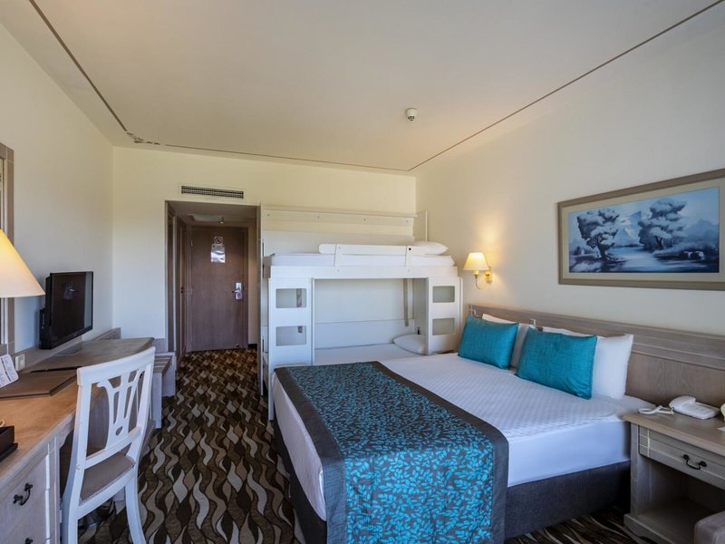 Fun & Sun Miarosa Ghazal Resort 28