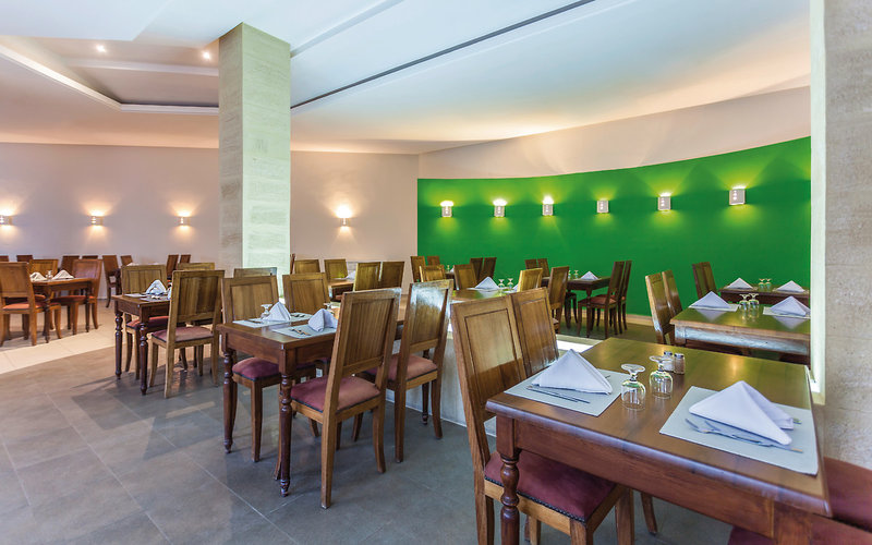 Miramar Le Petit Palais 13