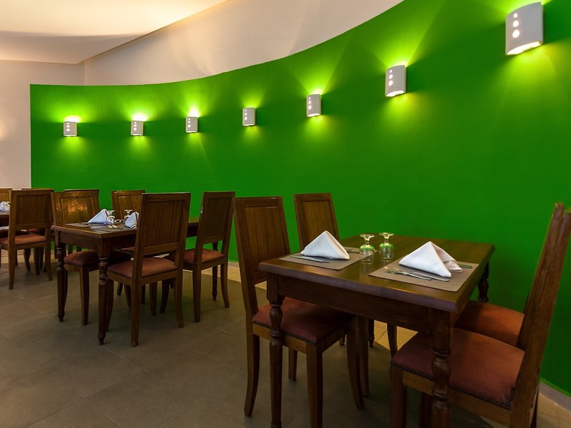 Miramar Le Petit Palais 23