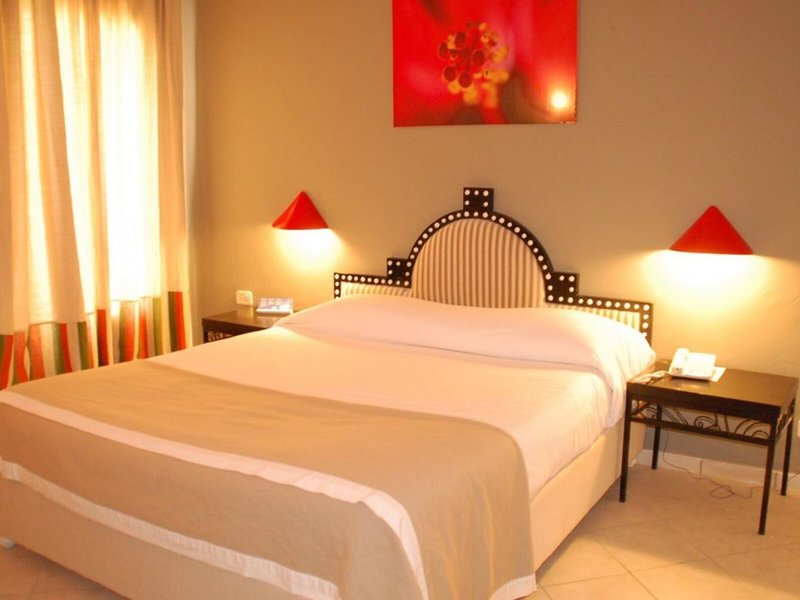 Miramar Le Petit Palais 36