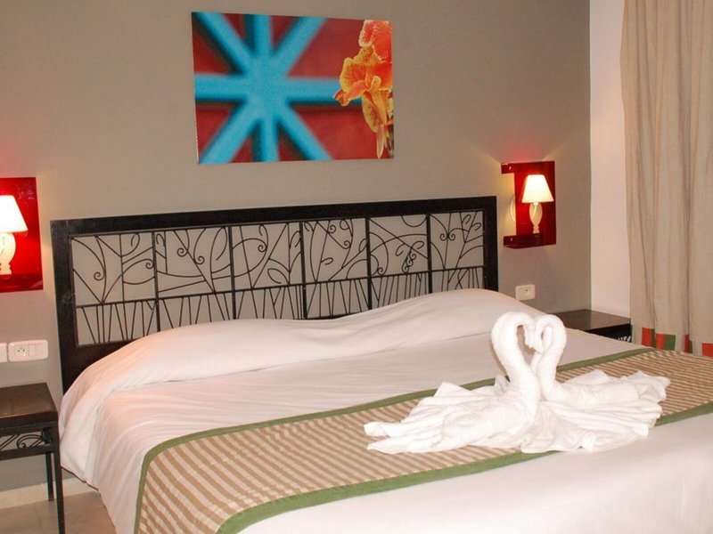 Miramar Le Petit Palais 37