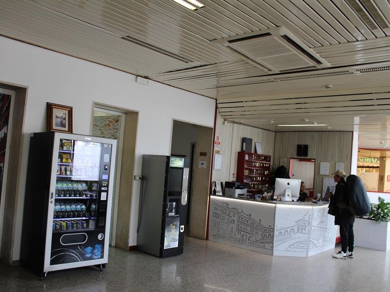 Colombo Hotel & Hostel 16 - Restaurant