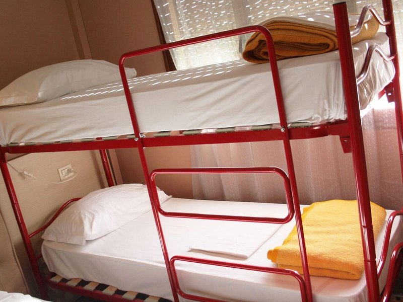 Colombo Hotel & Hostel 28 - Room Example