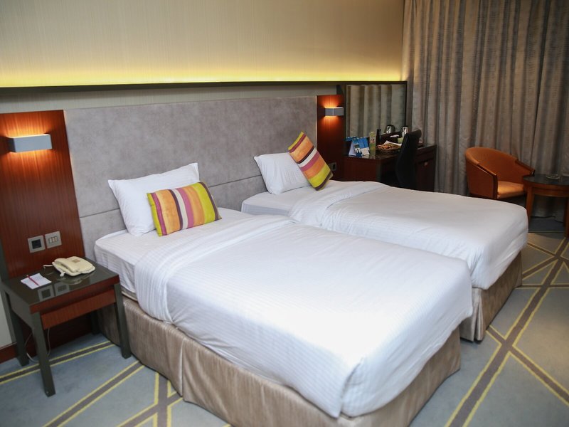 Hotel Versailles Dubai 19