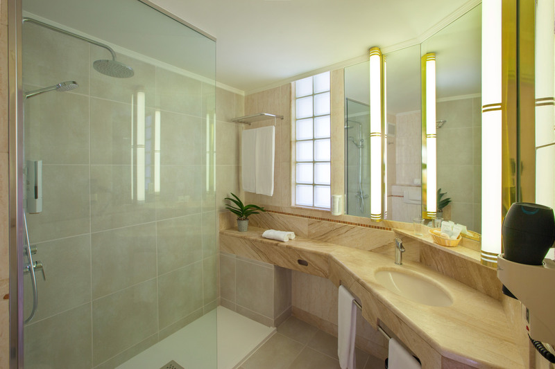 Corallium Dunamar by Lopesan Hotels 8
