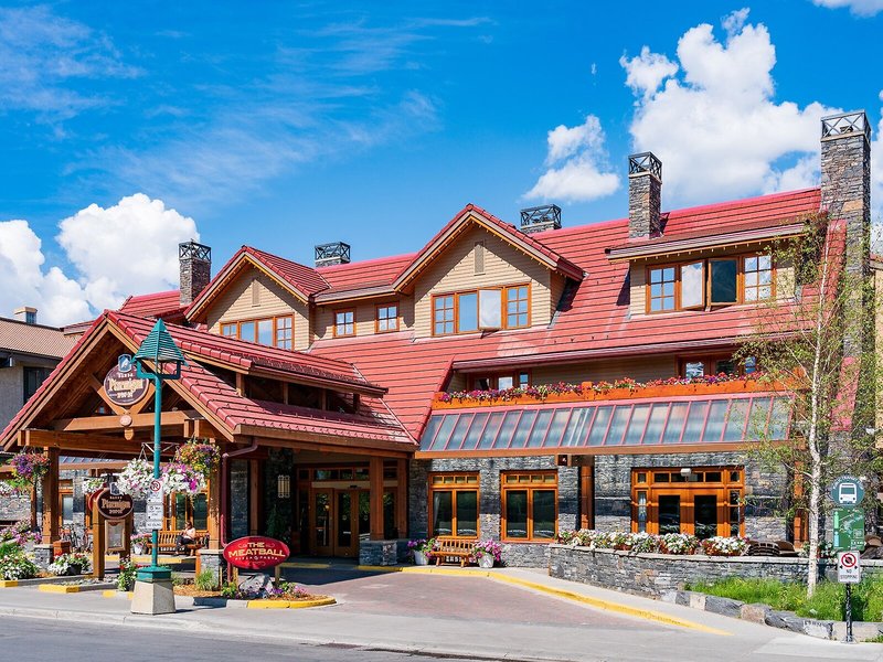 Banff Ptarmigan Inn 3