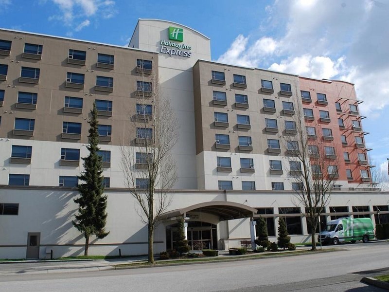 Holiday Inn Express Vancouver Airport 1 - Exterior