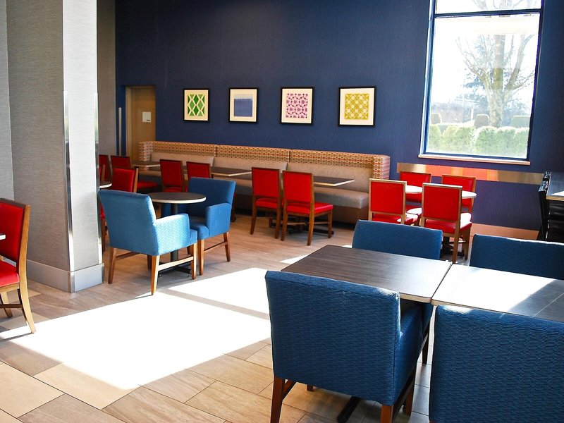 Holiday Inn Express Vancouver Airport 8 - Restaurant